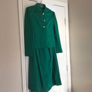 jacket skirt suit